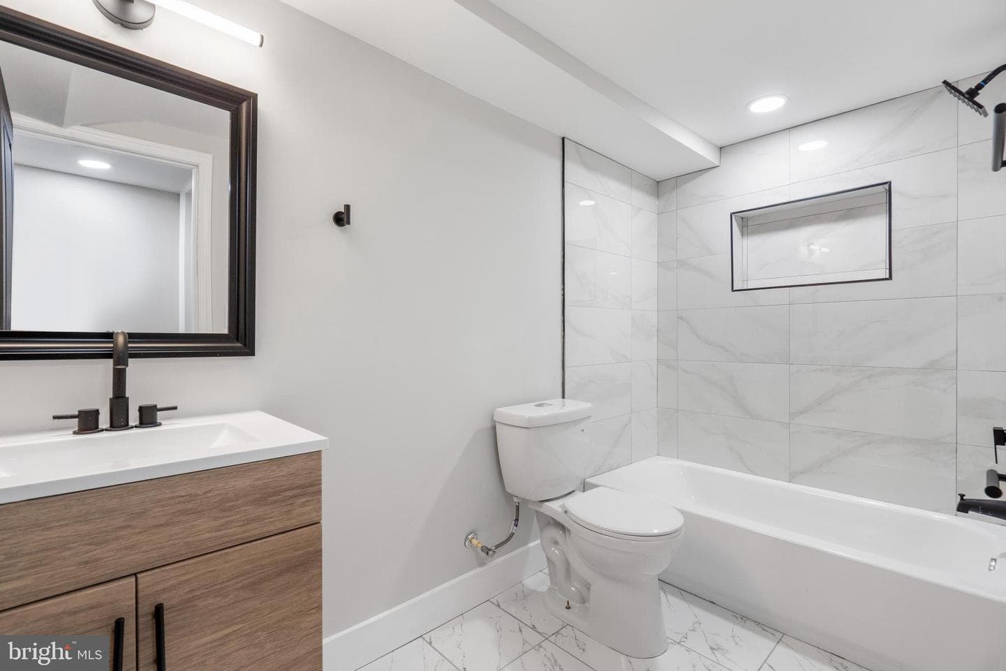 2237 Madison Avenue photo 30