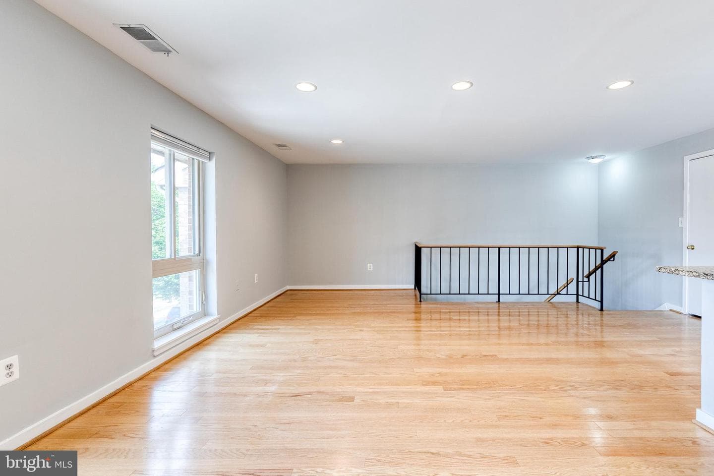 425 S Sharp Street #r 15 photo 10
