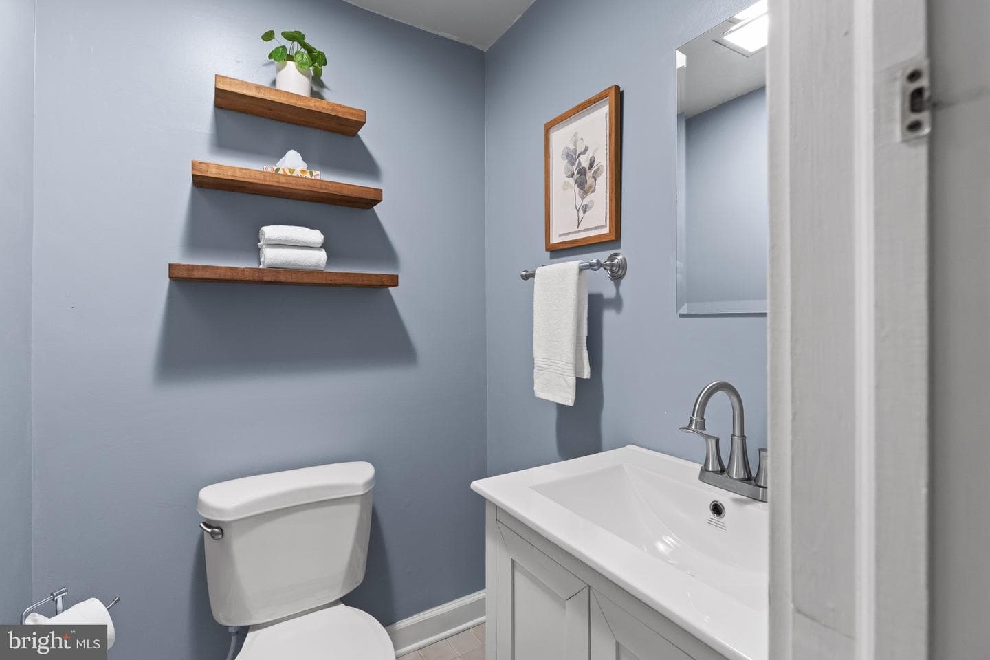 2930 Elliott Street photo 5