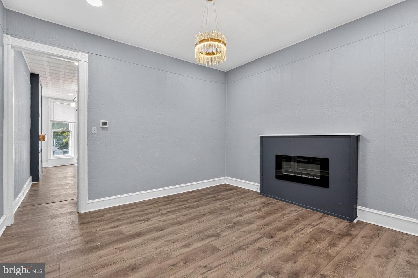 1910 W Fayette Street photo 5
