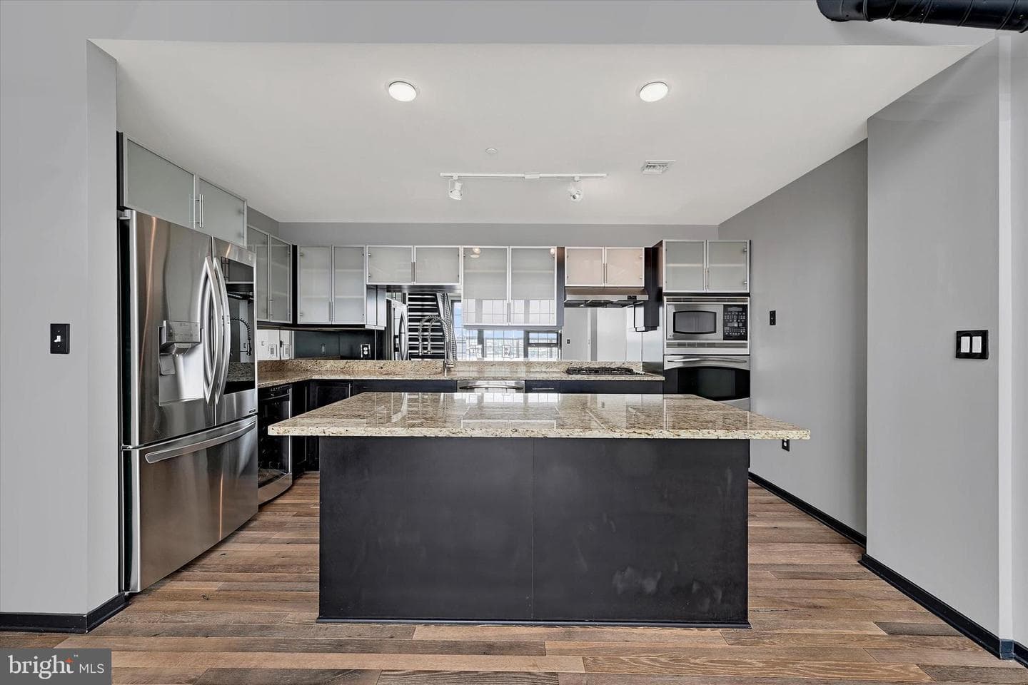 1200 Steuart Street #1913 photo 22