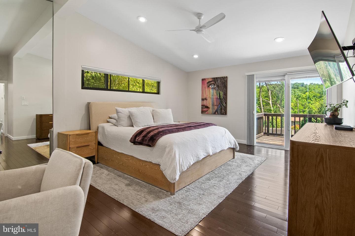 6105 Ivymount Road photo 12
