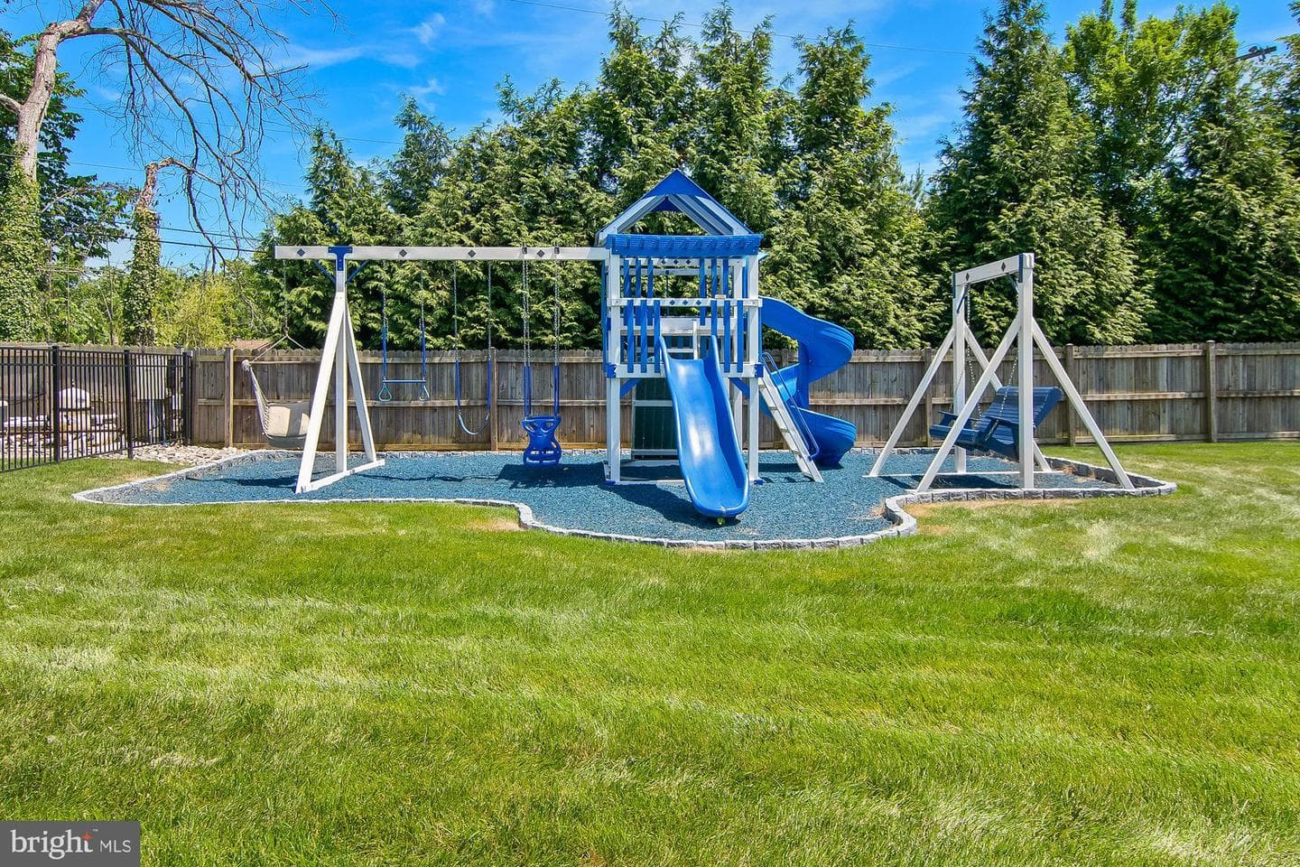 6105 Ivymount Road photo 31
