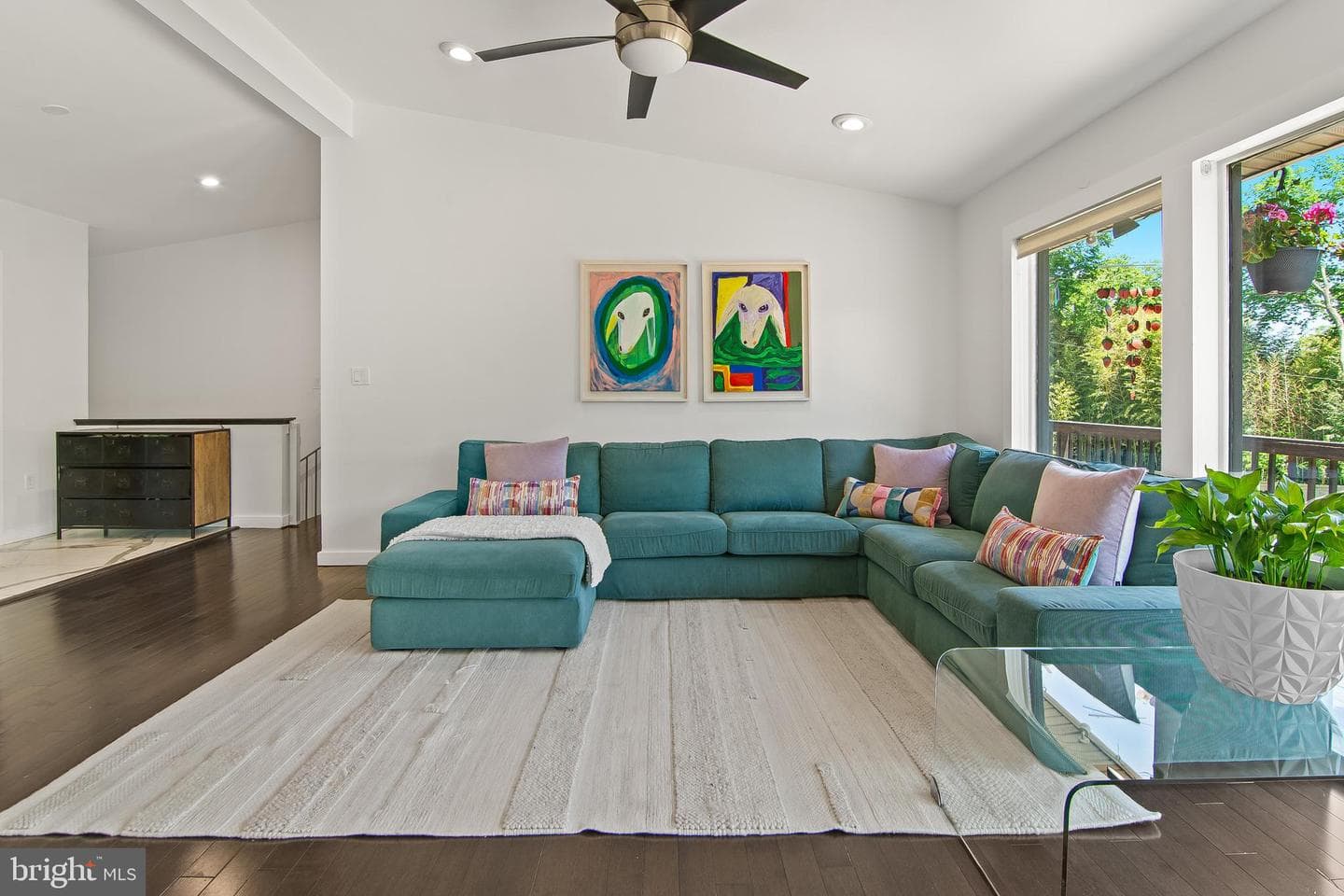 6105 Ivymount Road photo 5