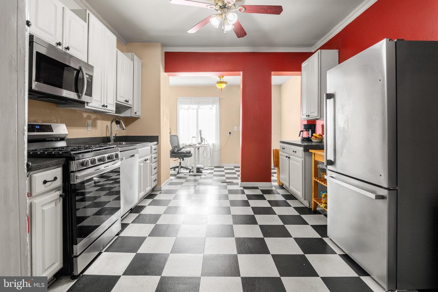 3 N Milton Avenue photo 12