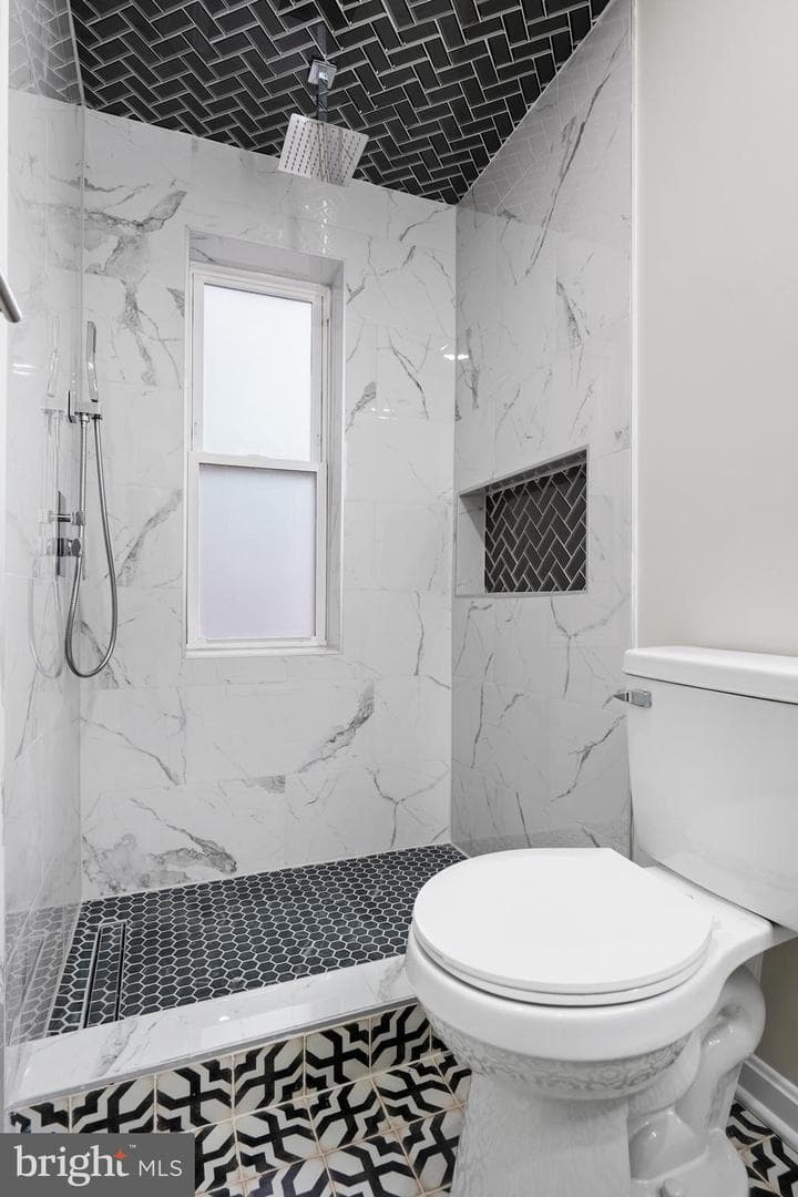 1358 Towson Street photo 29