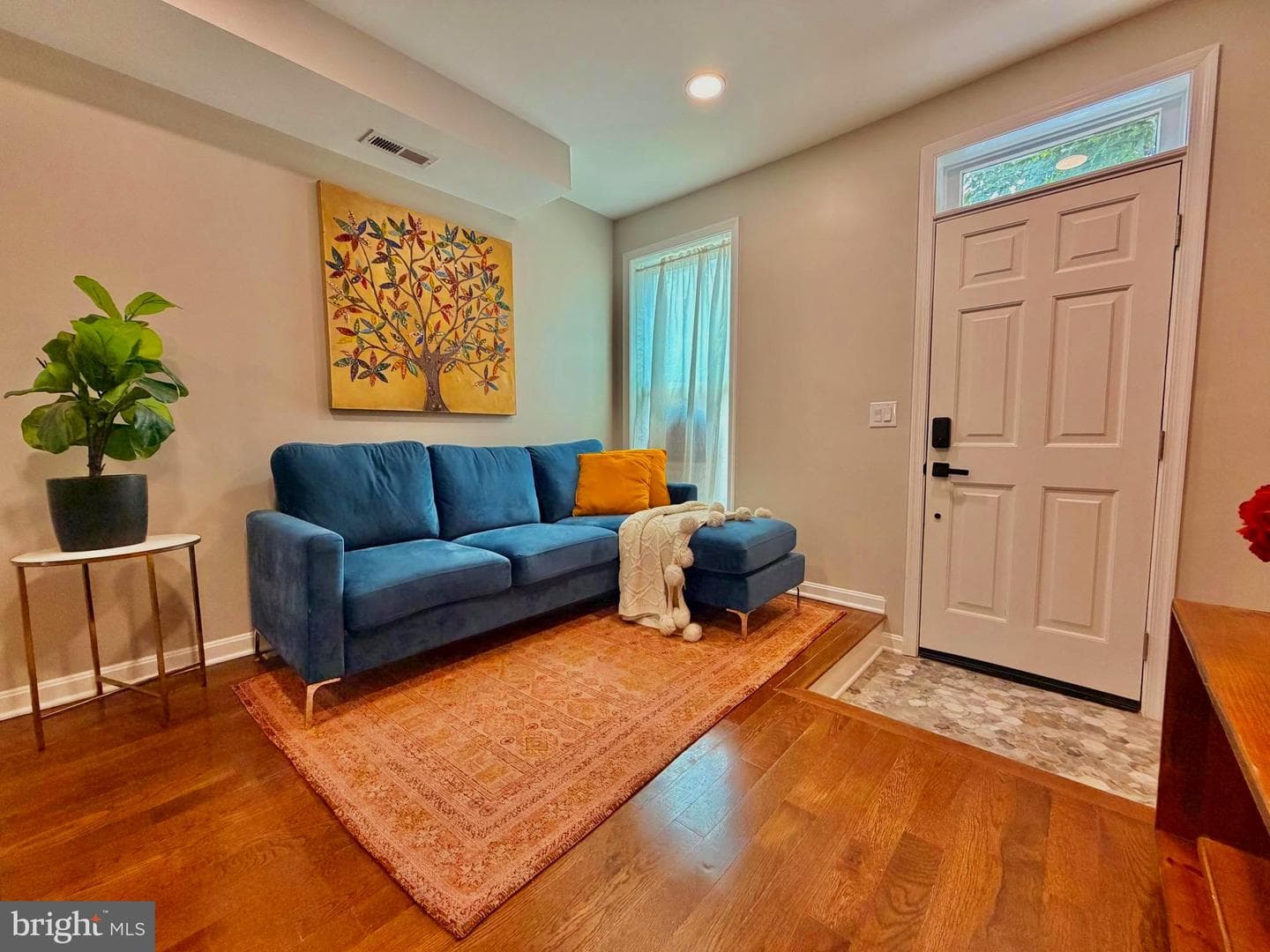 1358 Towson Street photo 9