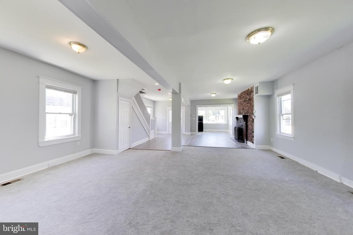 2702 Oakley Avenue photo 10