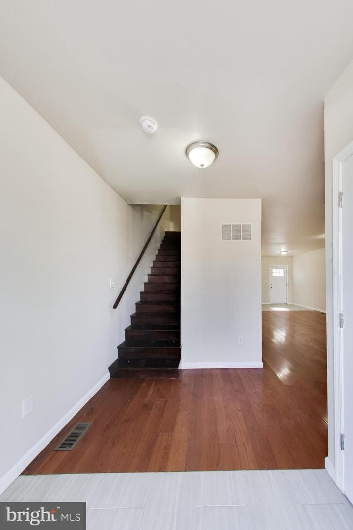 3649 Cottage Avenue photo 7