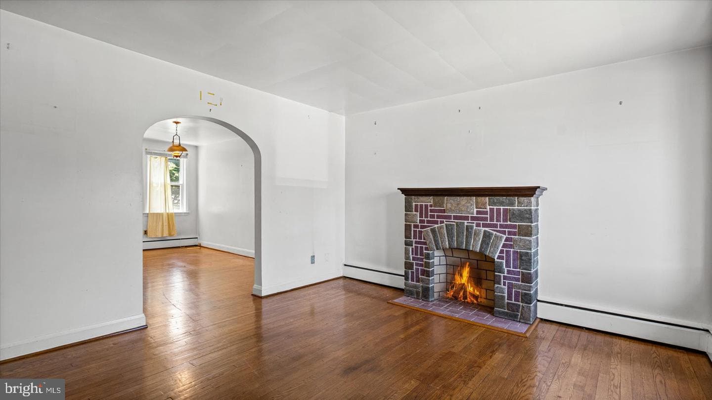 1805 Crestview Road photo 4