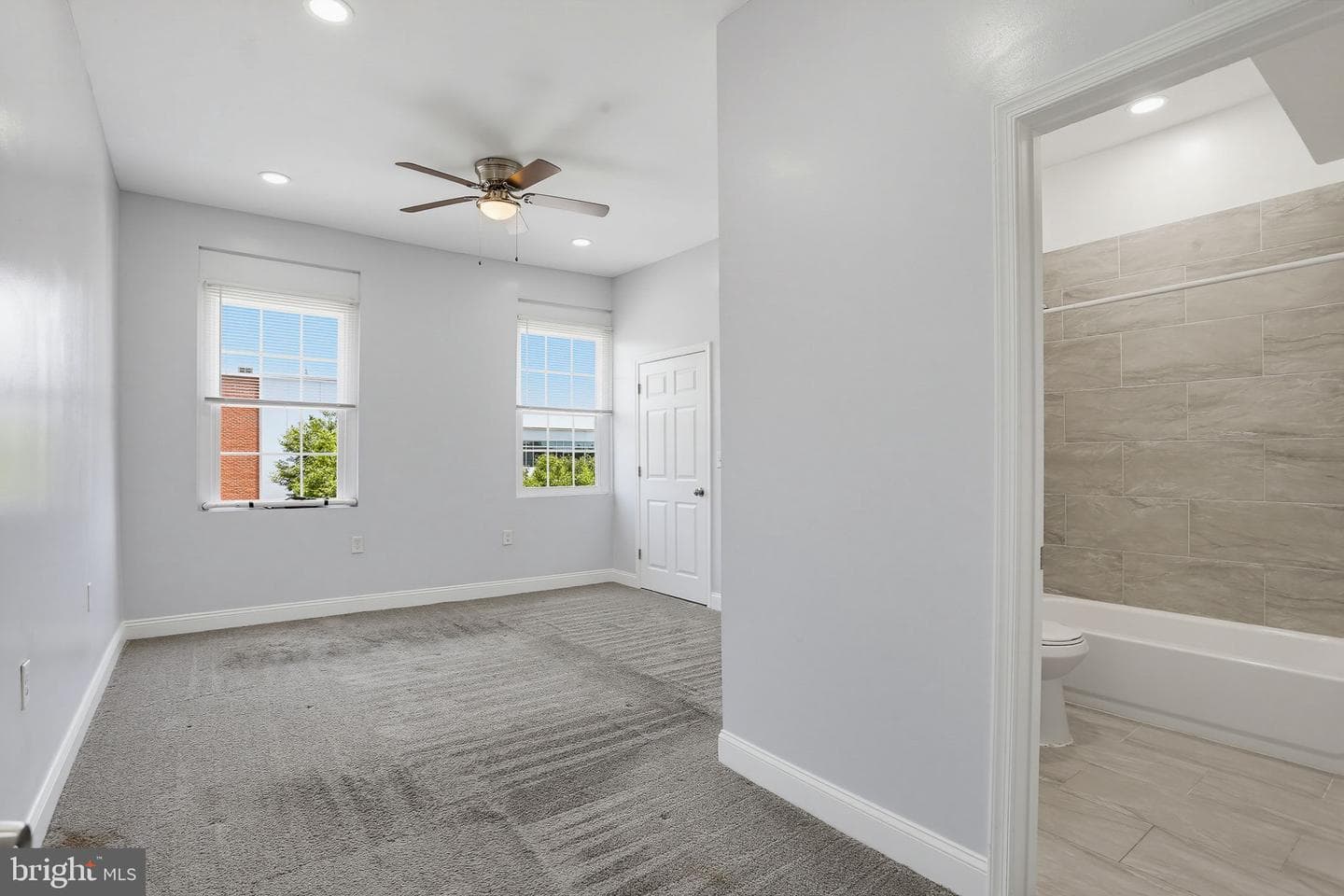 2018 Linden Avenue photo 16