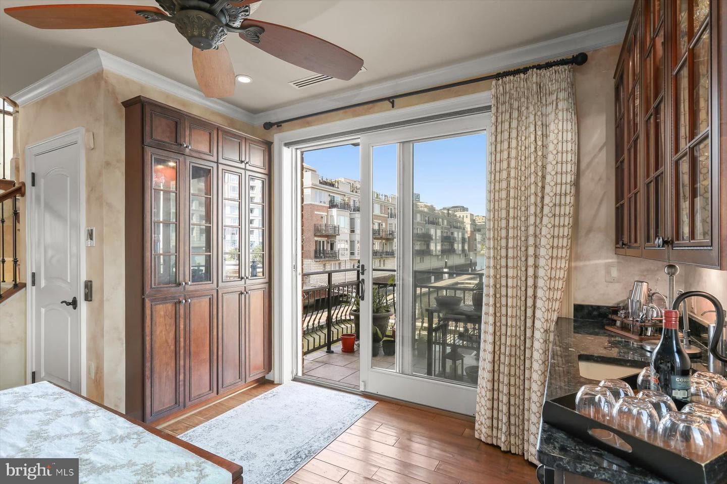 921 Valencia Court #120 photo 14