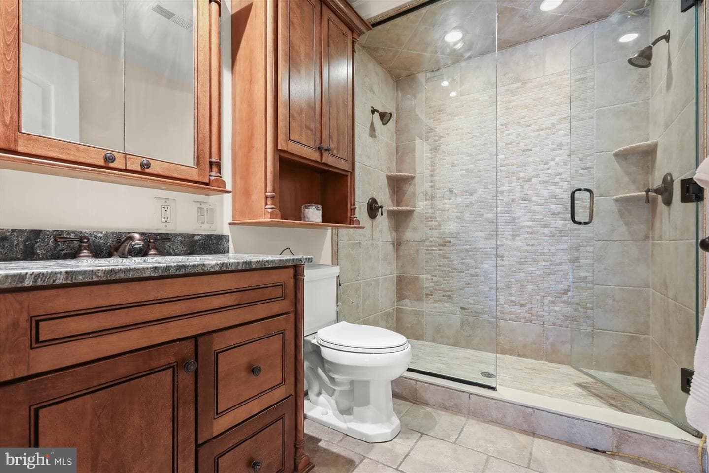 921 Valencia Court #120 photo 58