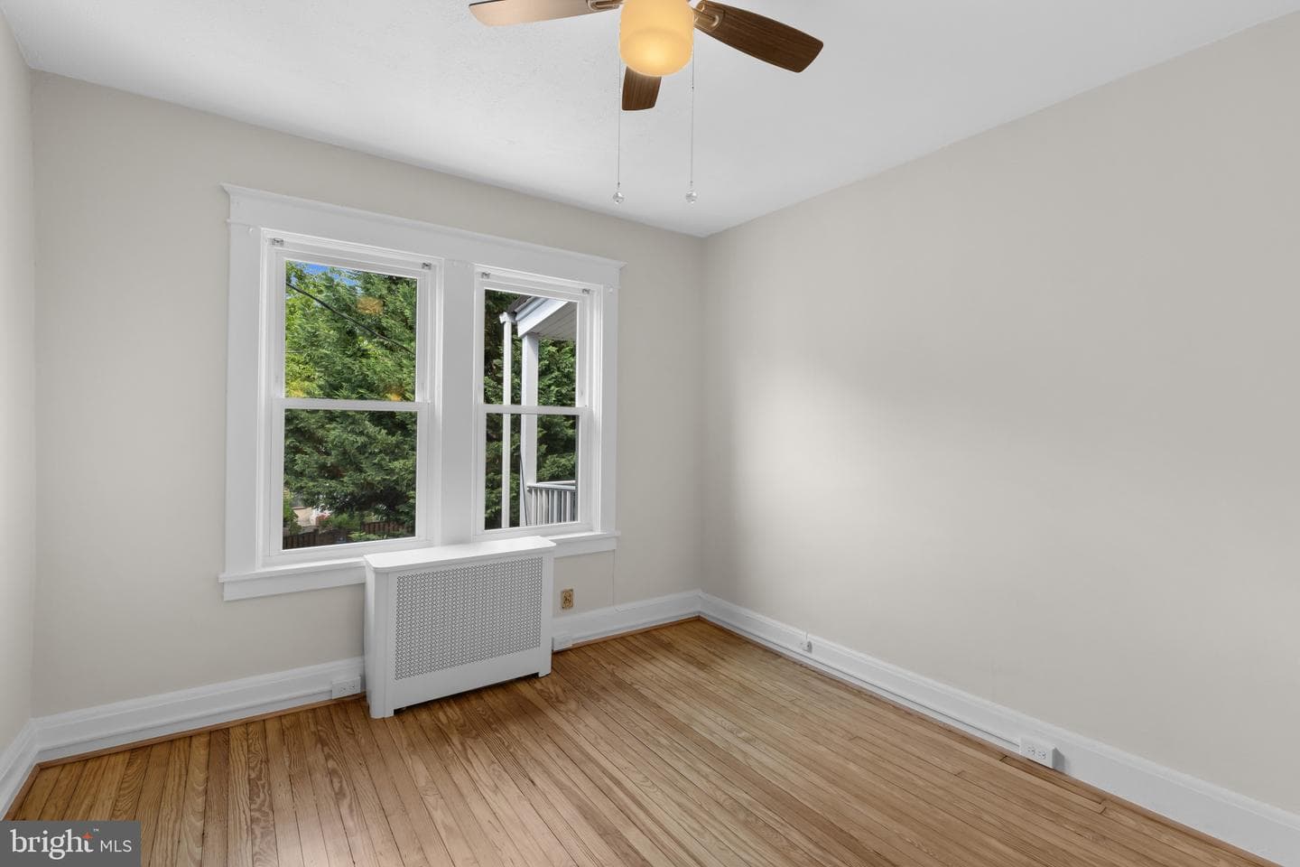 2924 Wyman Parkway photo 37