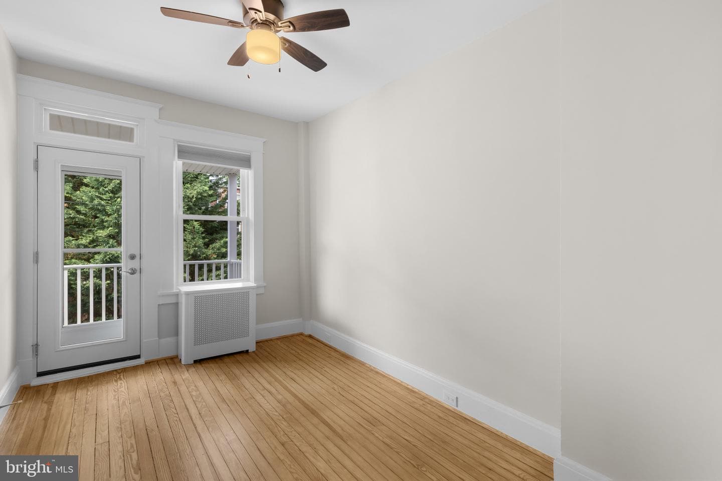 2924 Wyman Parkway photo 40