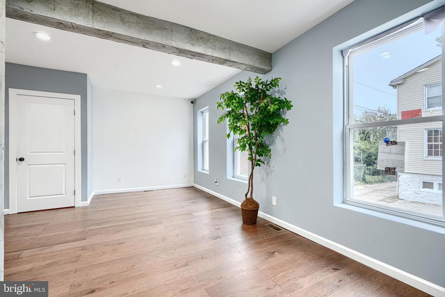 5201 Beaufort Avenue photo 4