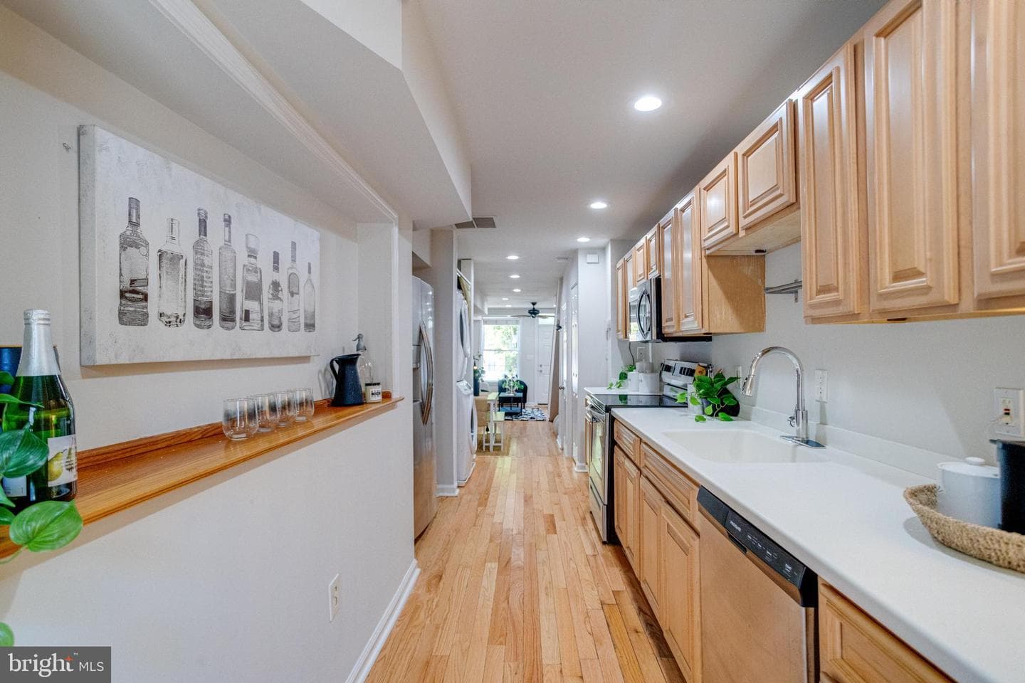305 S Collington Avenue photo 20