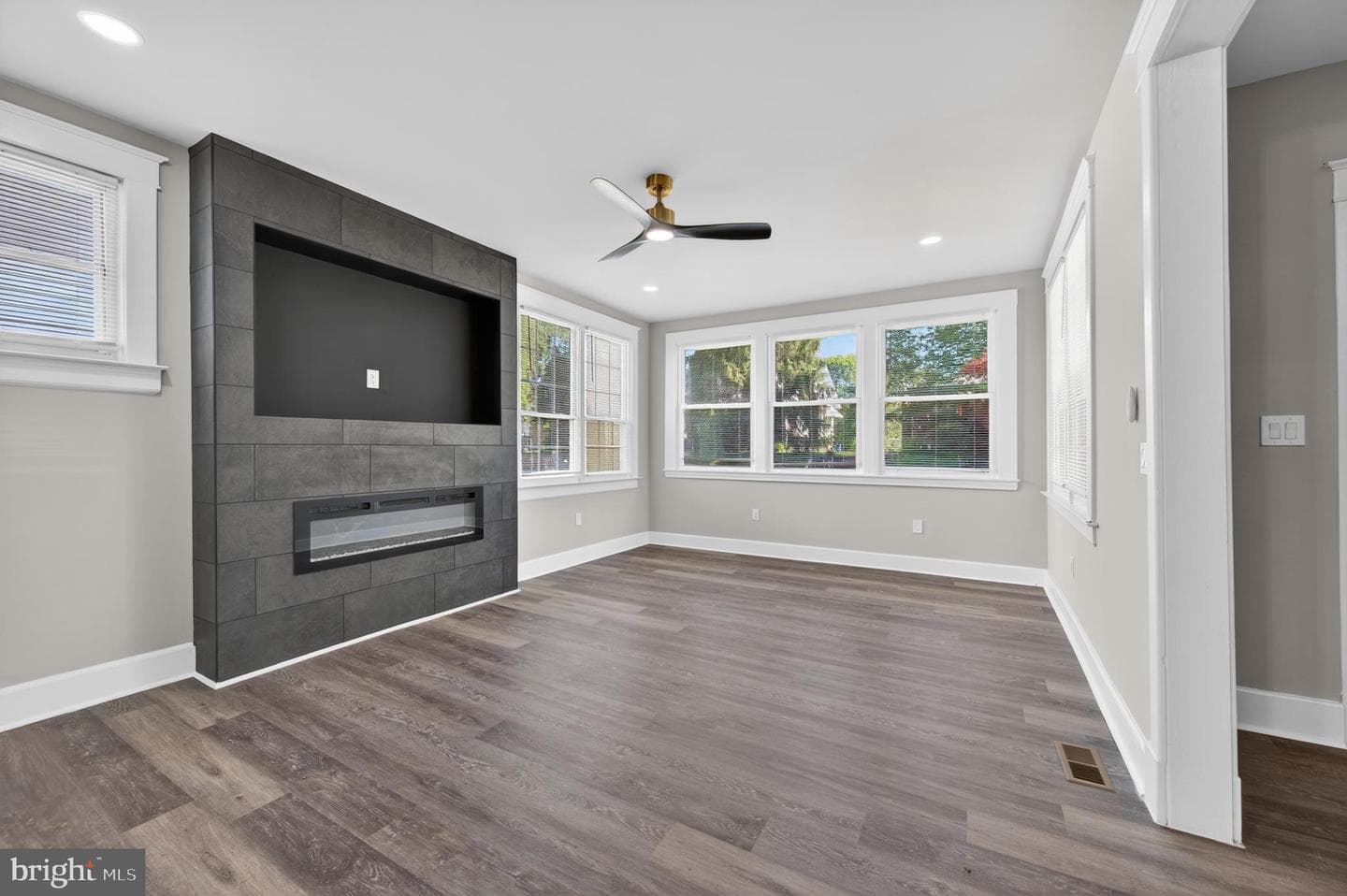 3405 Parkside Drive photo 23