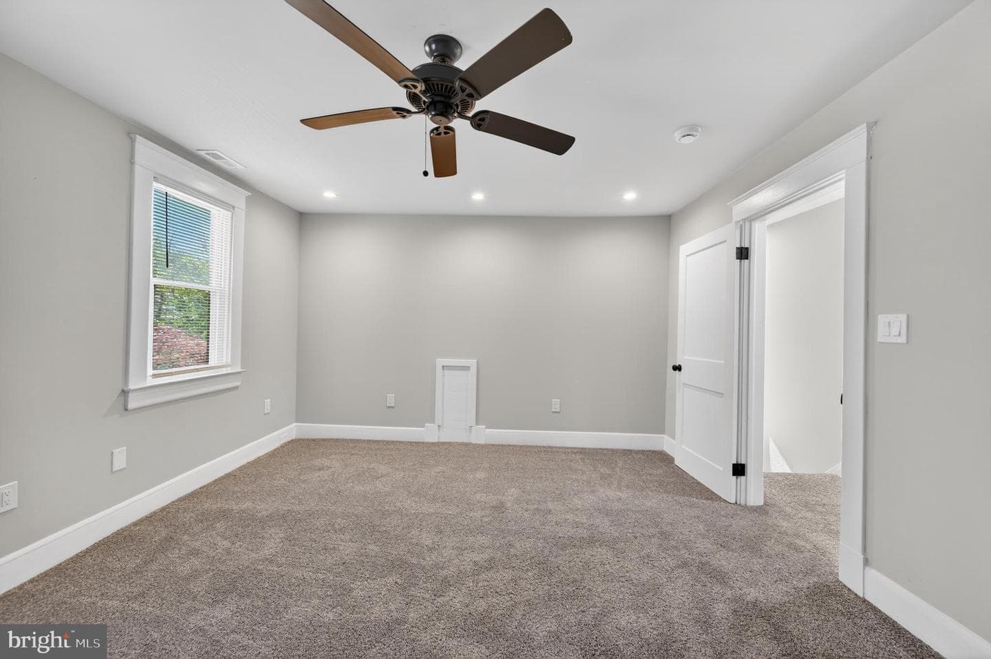 3405 Parkside Drive photo 36