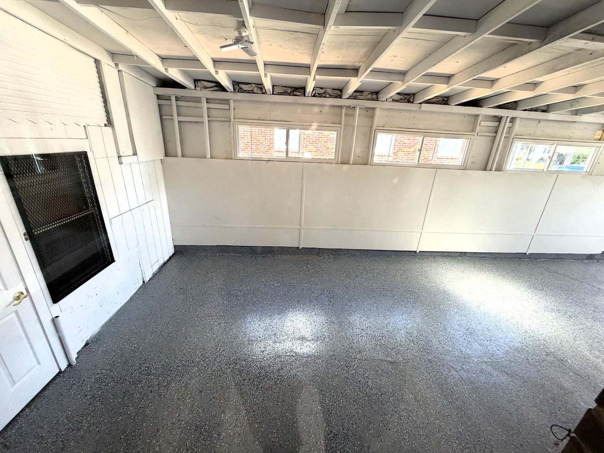 3902 N Rogers Avenue photo 57