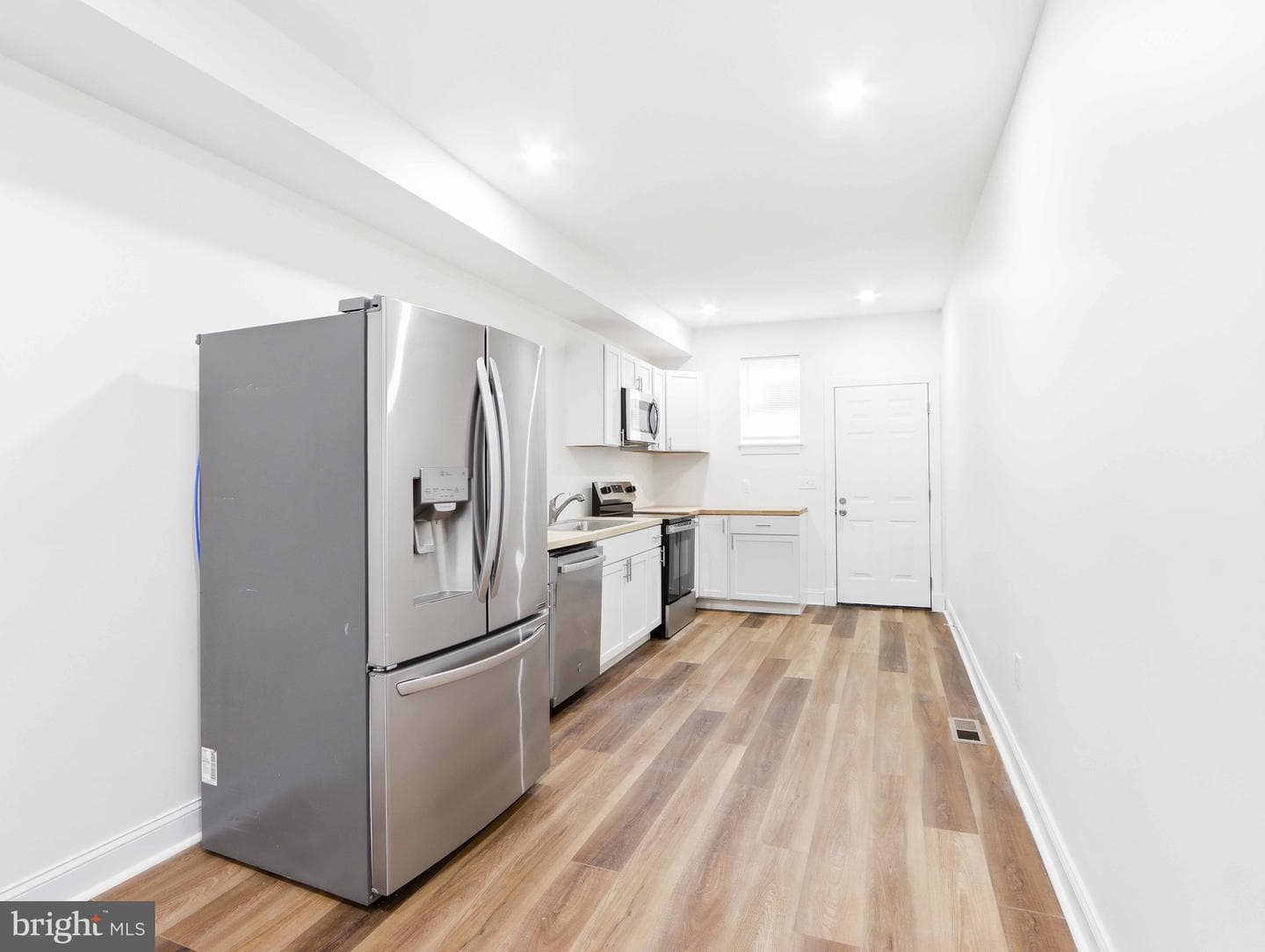 2020 Wilkens Avenue photo 5
