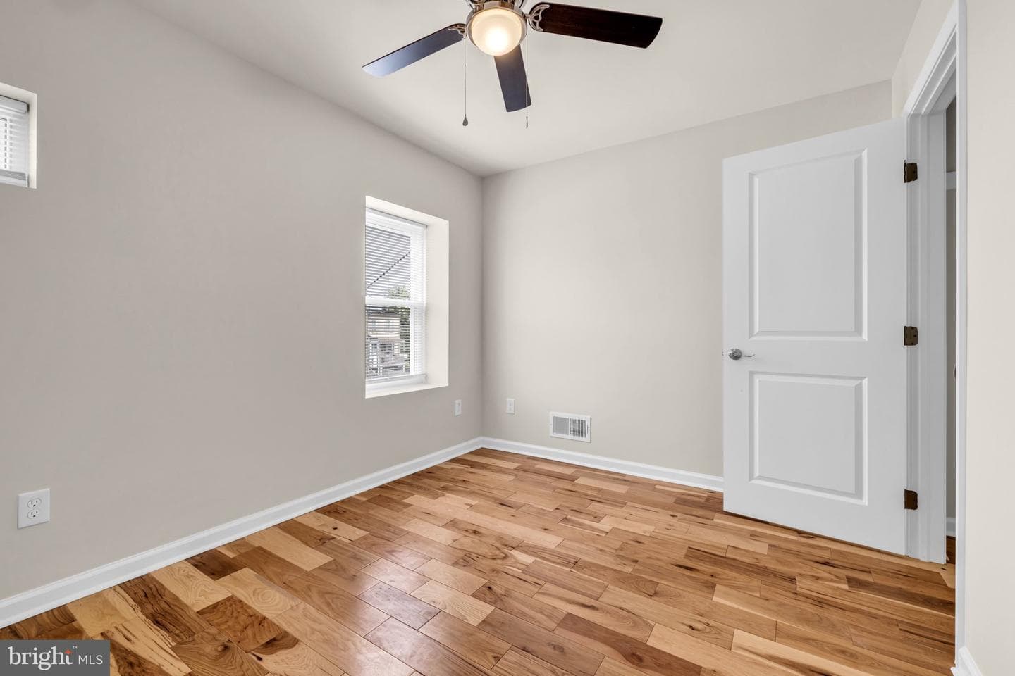 1624 Hazel Street photo 17