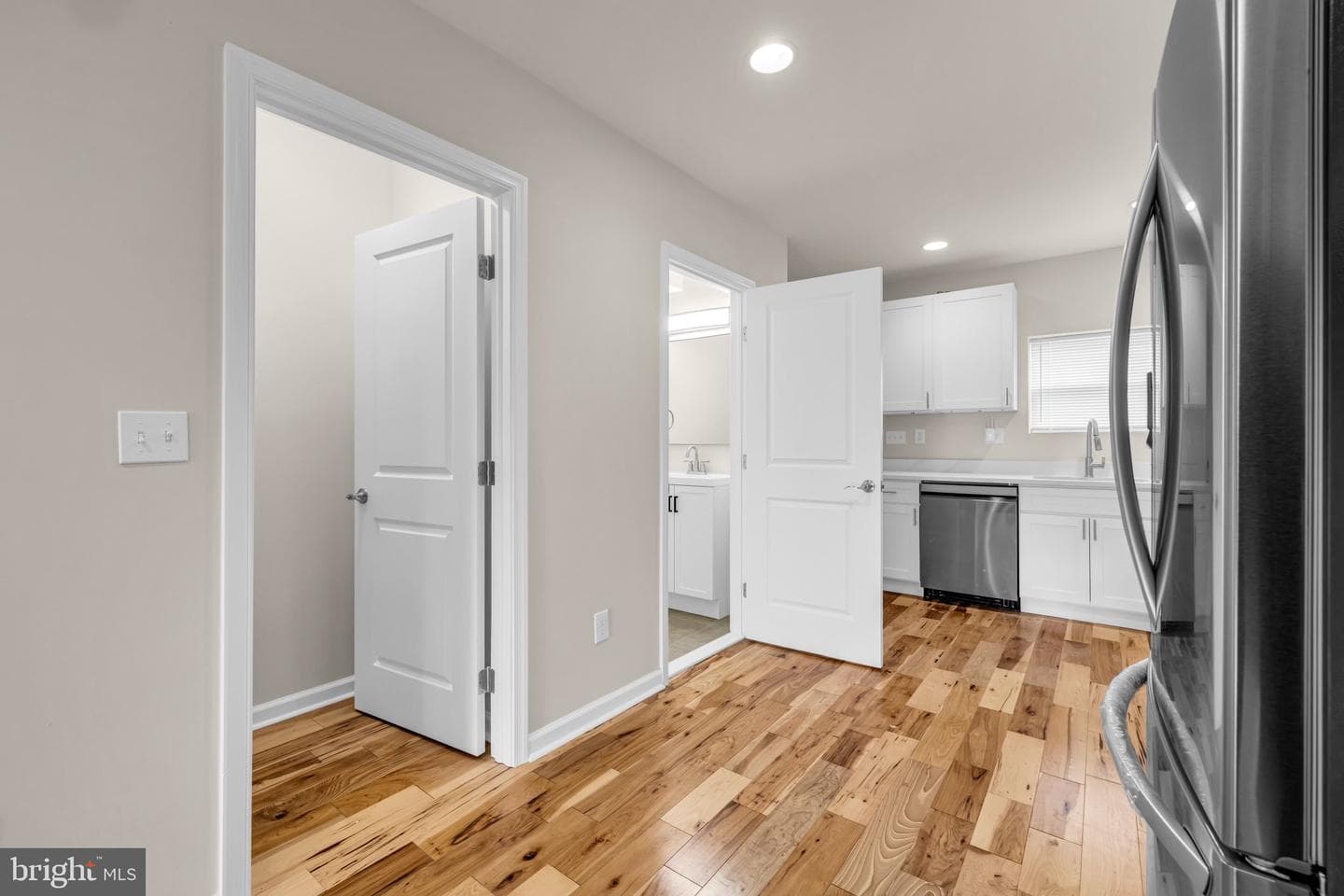 1624 Hazel Street photo 4