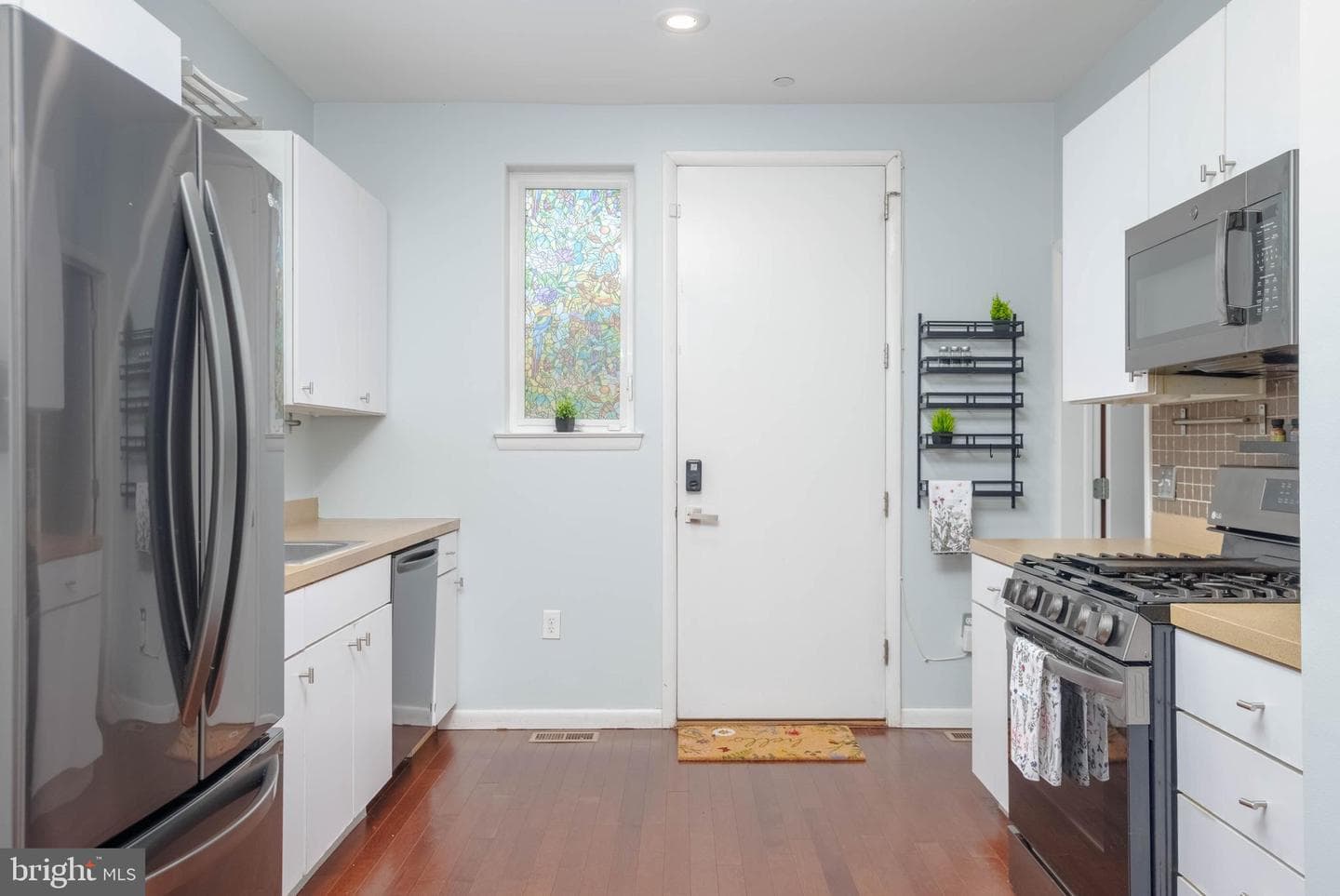 428 E Oliver Street photo 5