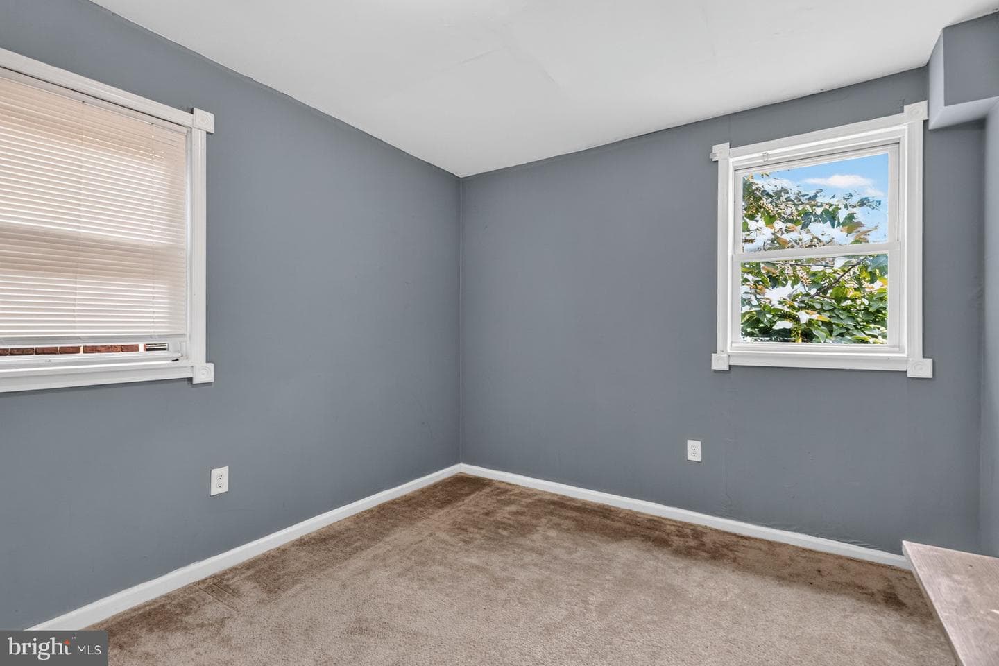 2036 Walbrook Avenue photo 17