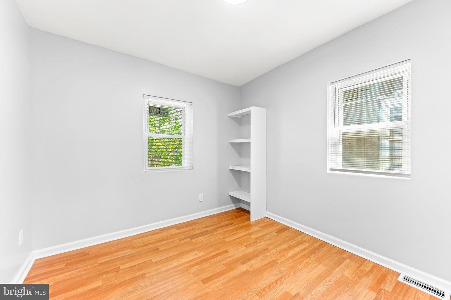 1629 N Wolfe Street photo 20