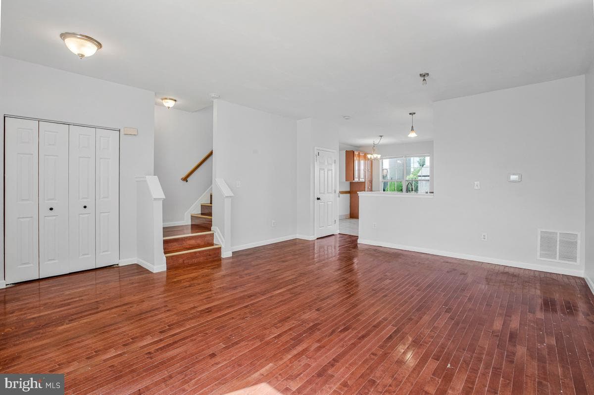 6103 Furley Way photo 7