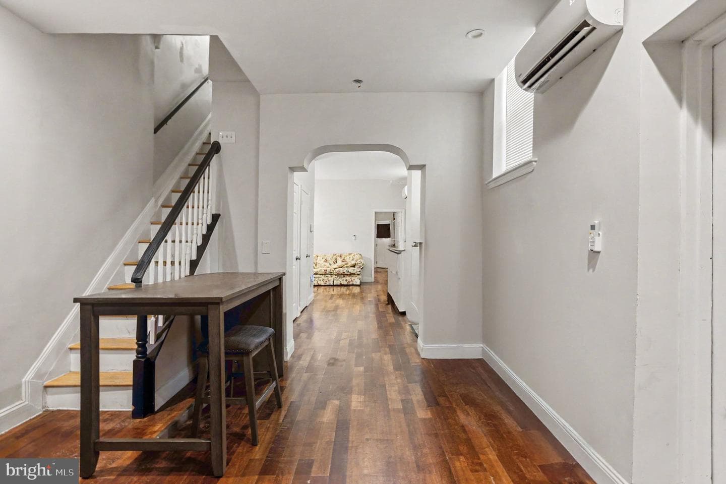 200 N Ellwood Avenue photo 4