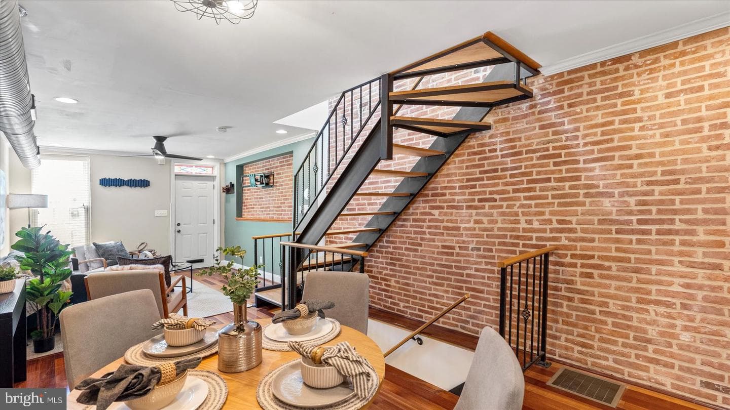 628 Wyeth Street photo 10