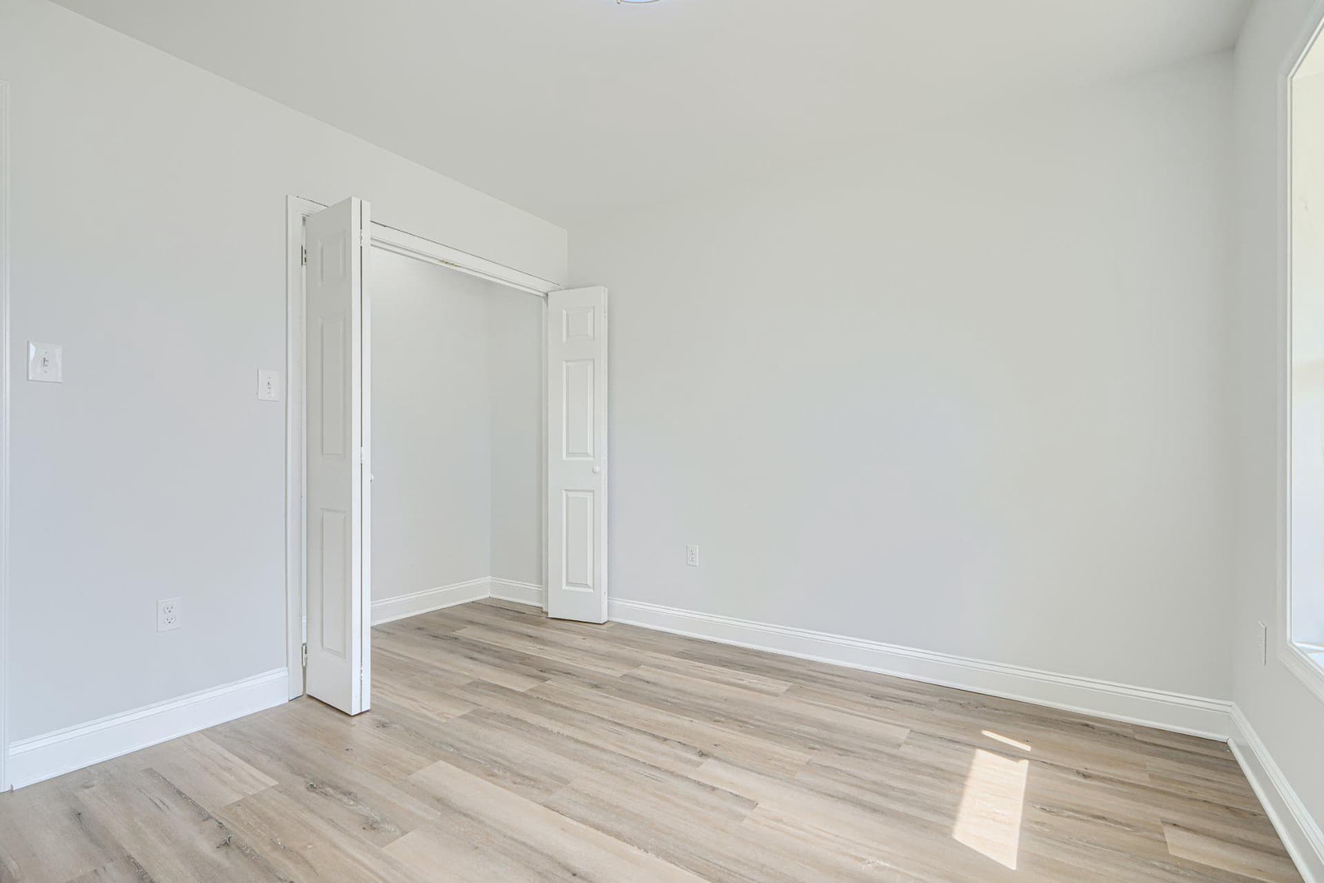 5213 Wilton Heights Avenue photo 17