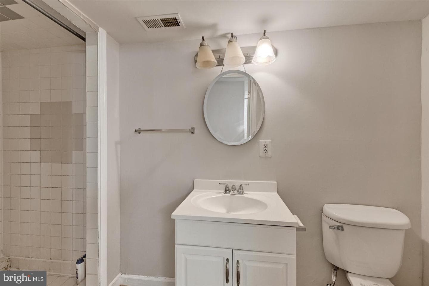 220 Patterson Park Avenue photo 20