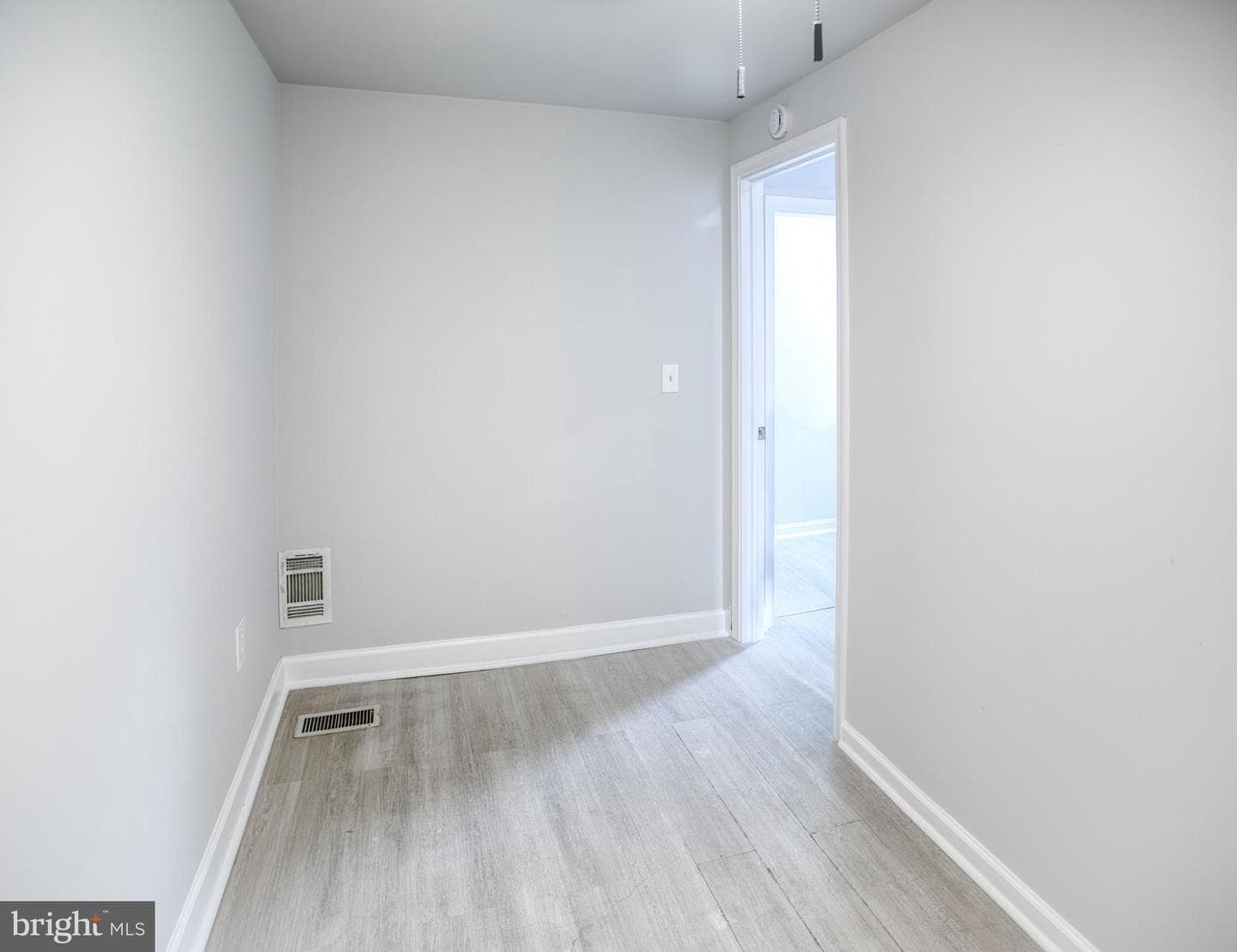 1200 Glyndon Avenue photo 11