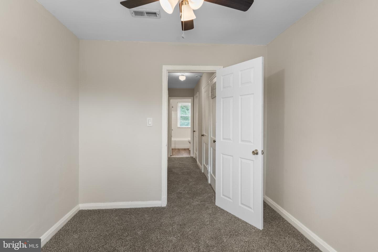 6023 Chinquapin Parkway photo 16