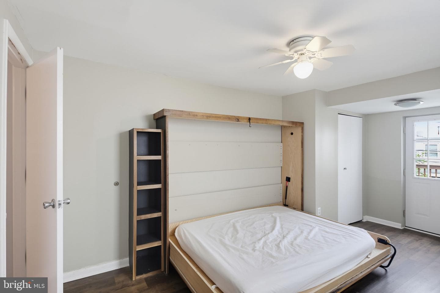 1718 Johnson Street photo 19