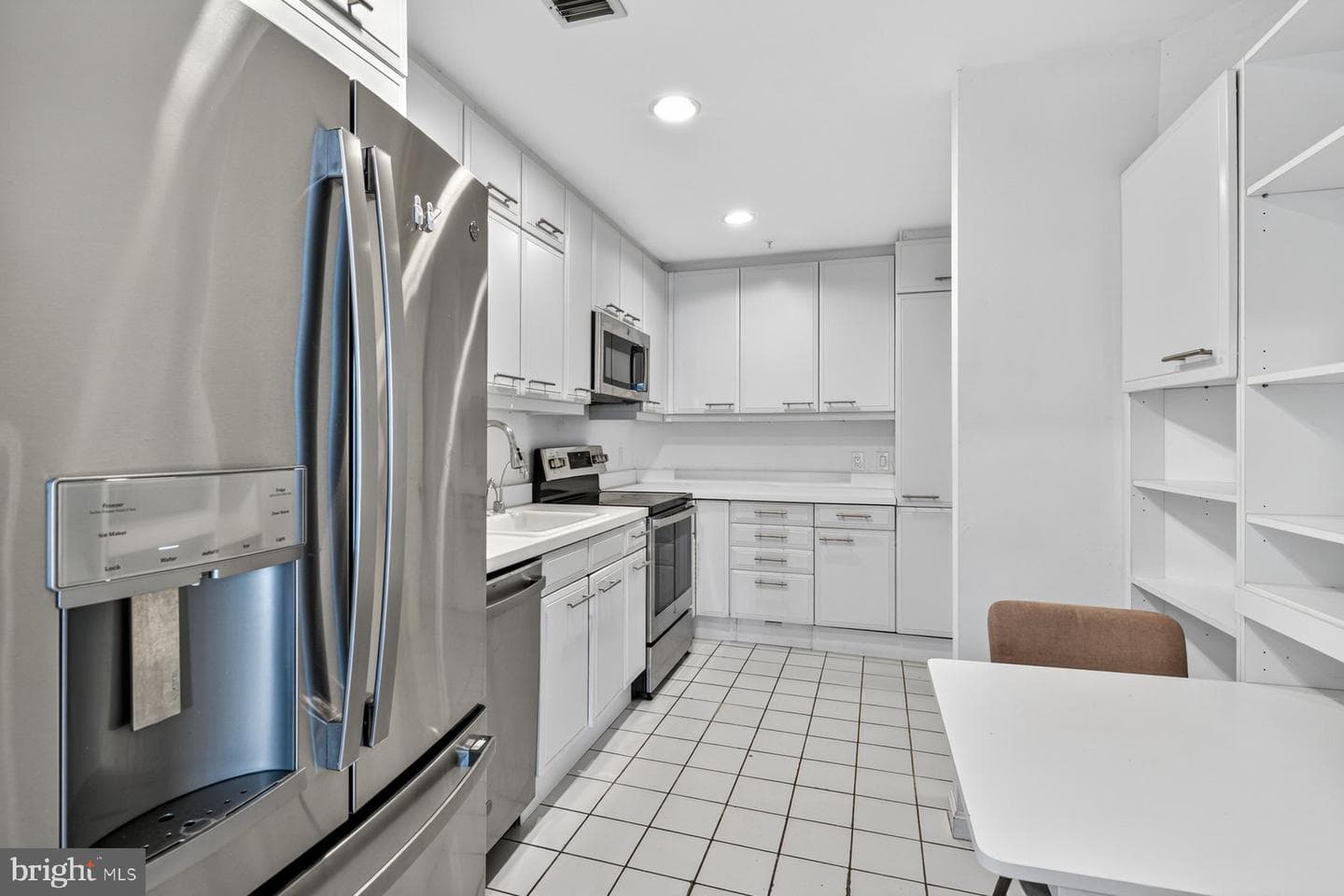 3801 Canterbury Road #403 photo 4