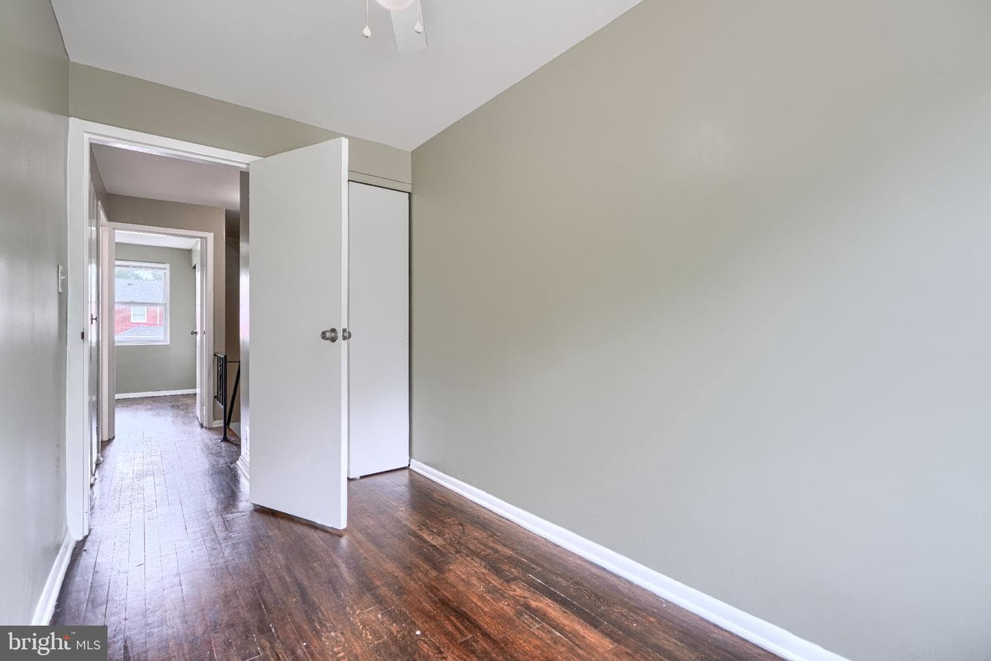 5649 Kavon Avenue photo 15