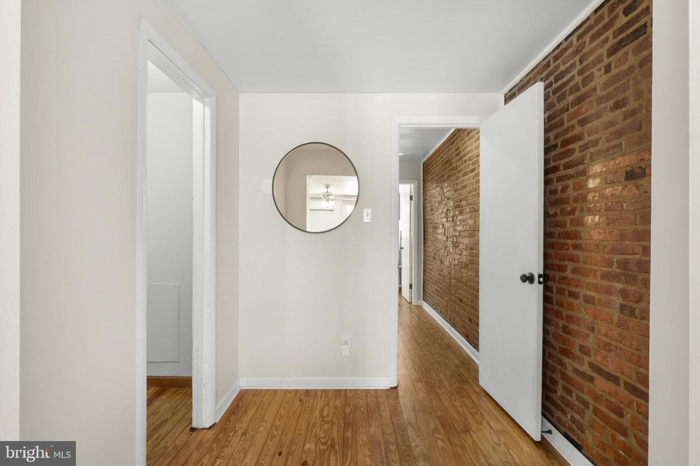 909 S Streeper Street photo 25