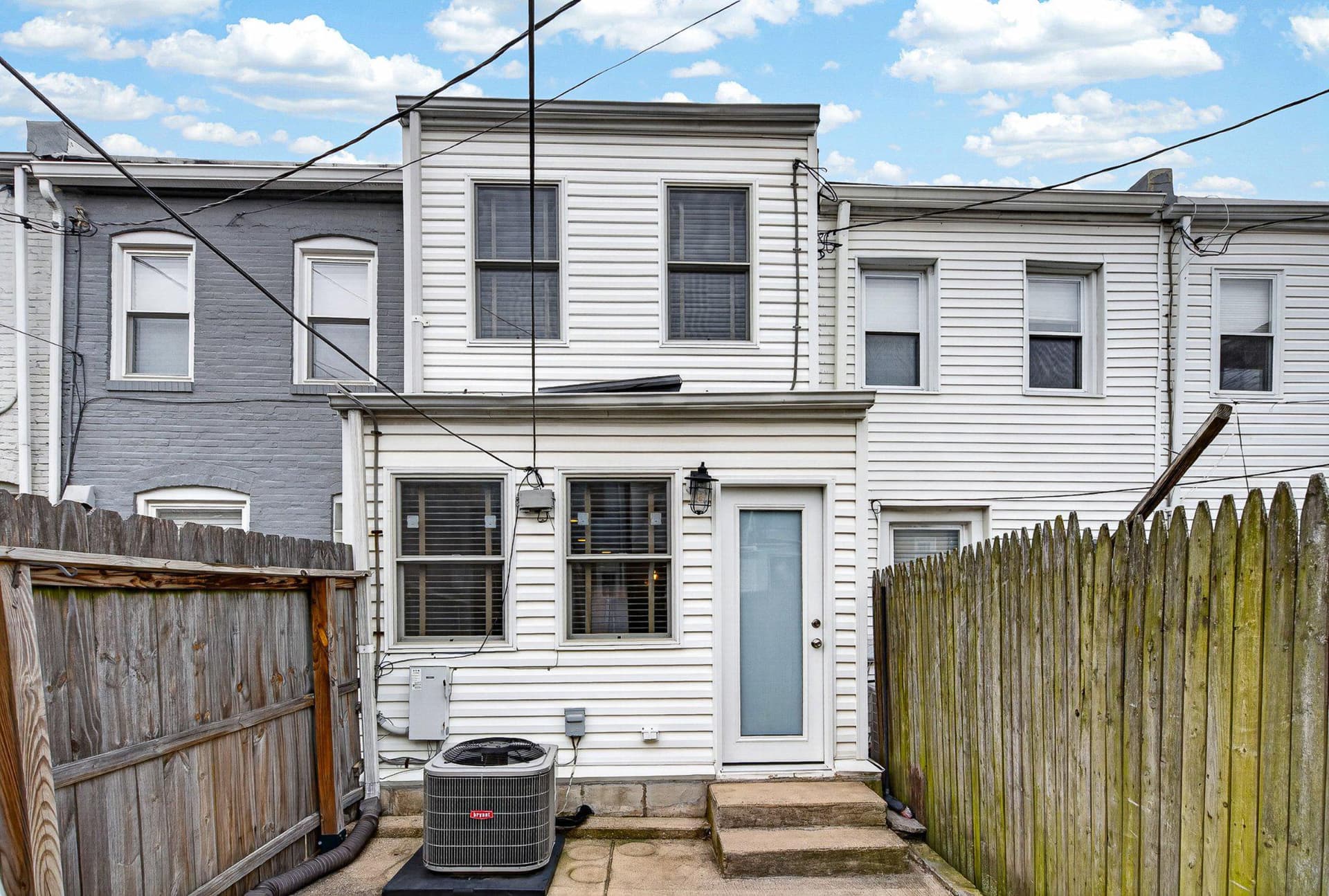 8 N Decker Avenue photo 27