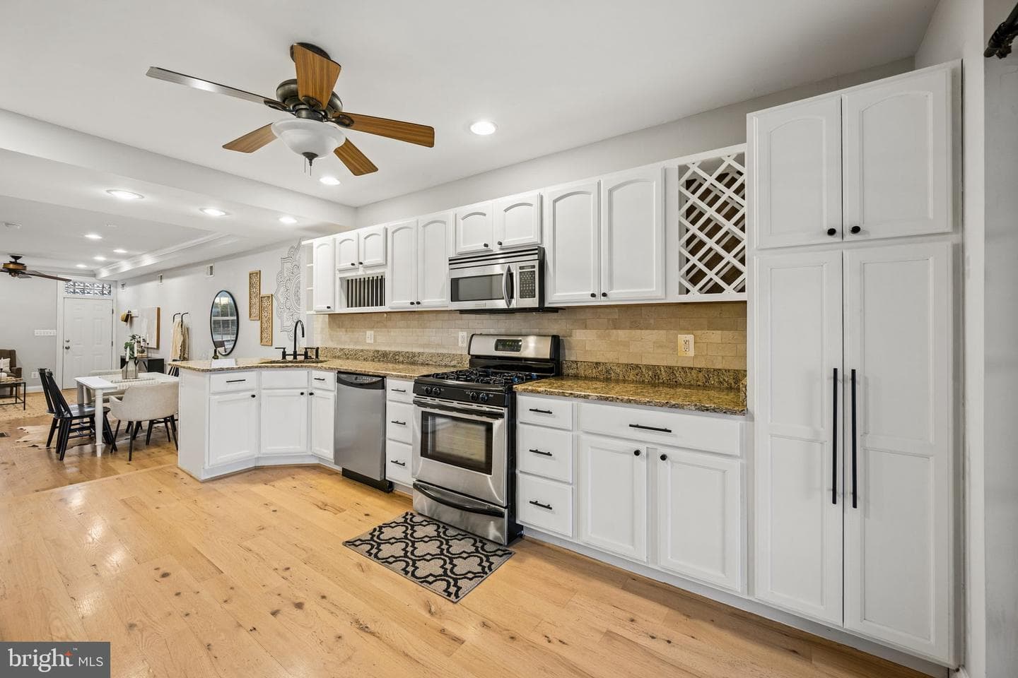 1115 Haubert Street photo 3