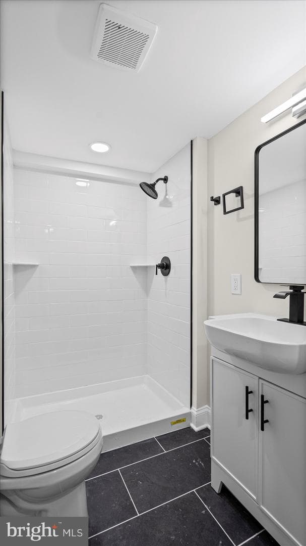 1824 E 32nd Street photo 30