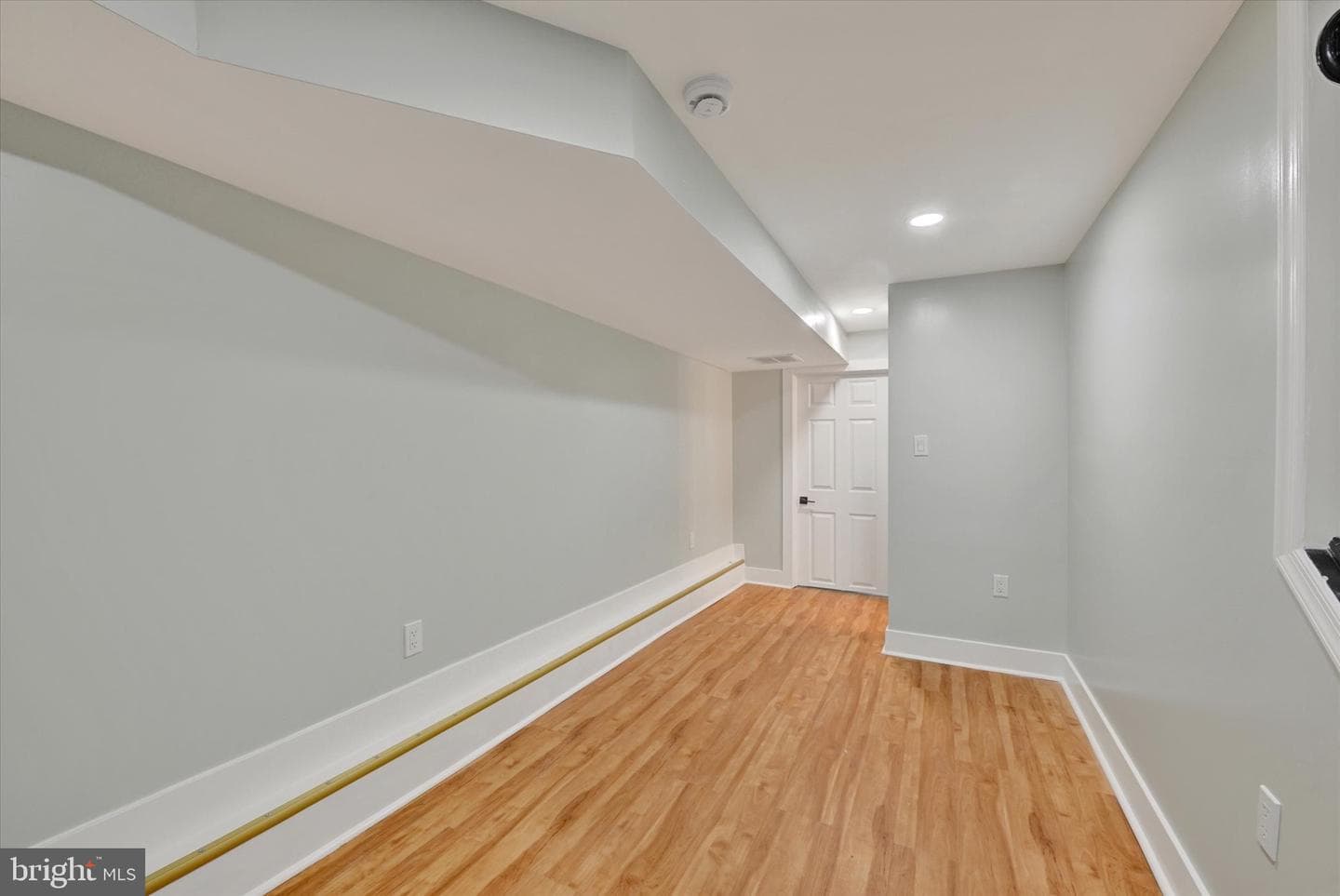 2512 Hollins Street photo 19