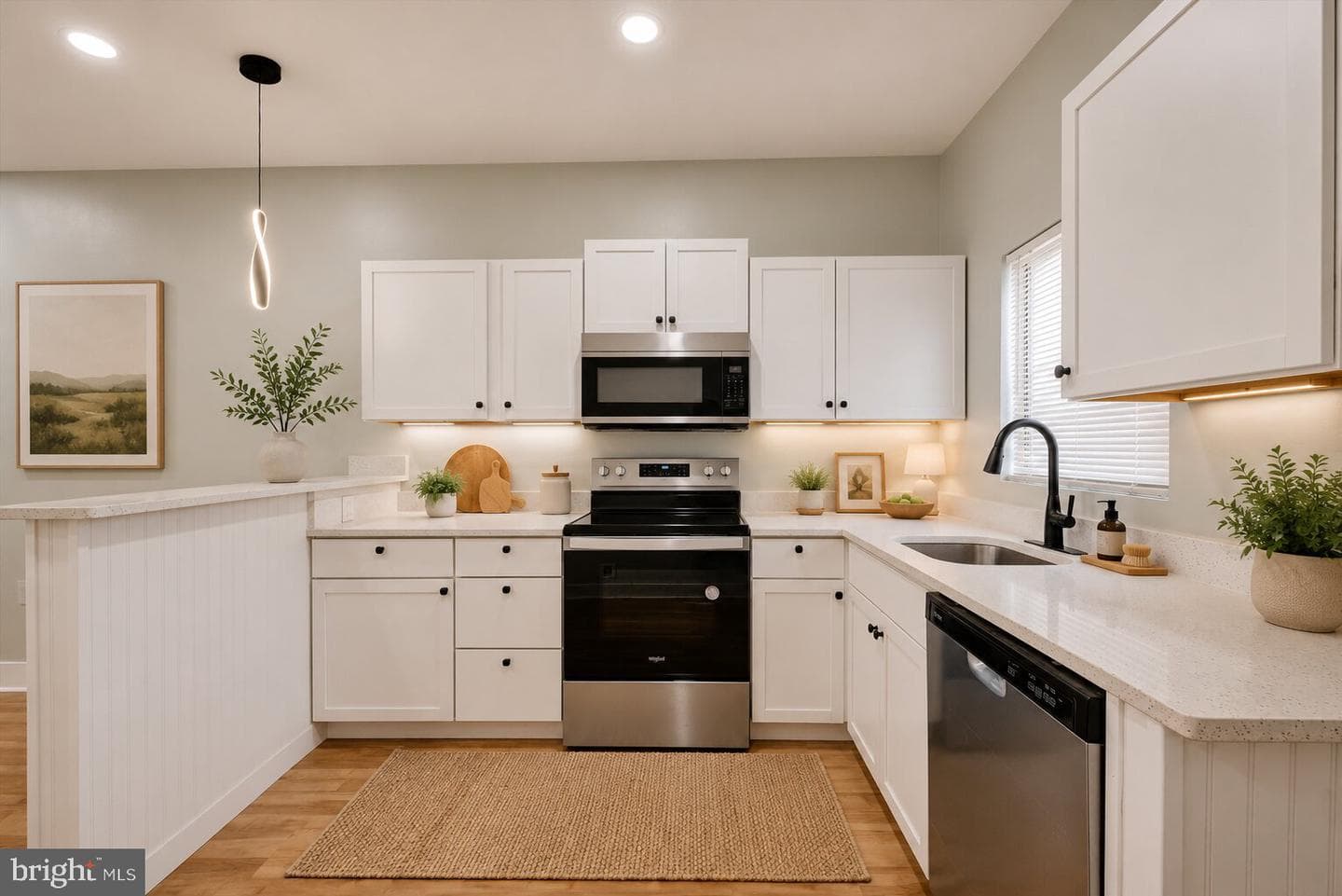 2512 Hollins Street photo 6