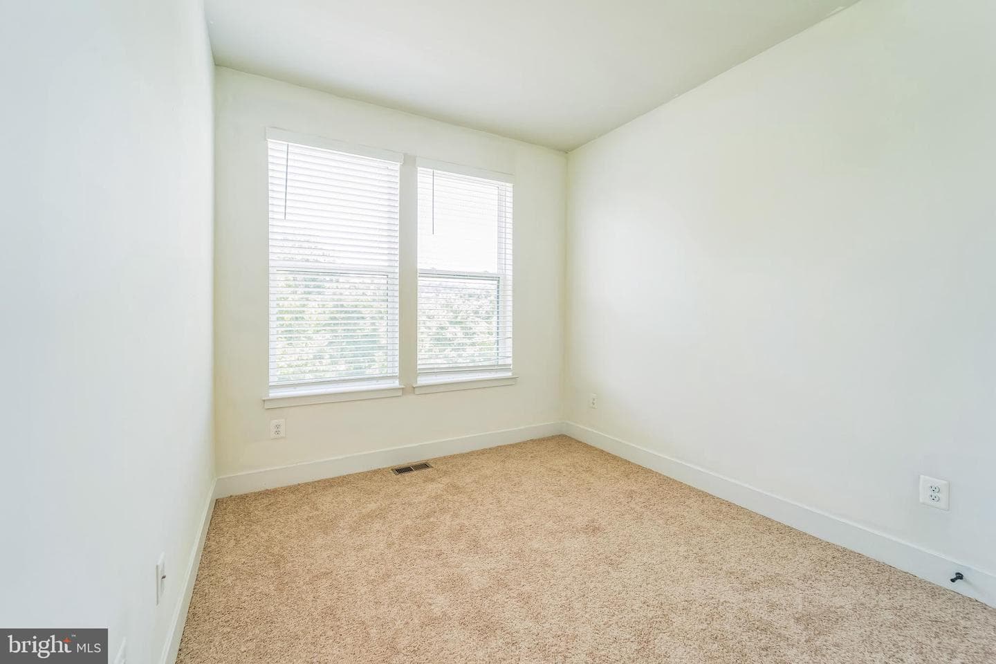 4306 Roland Heights Avenue photo 22