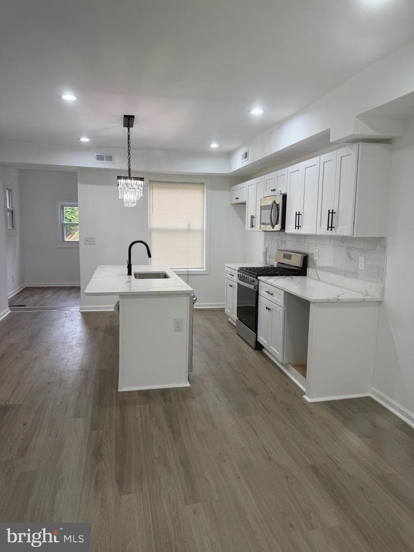 4803 Cordelia Avenue photo 4