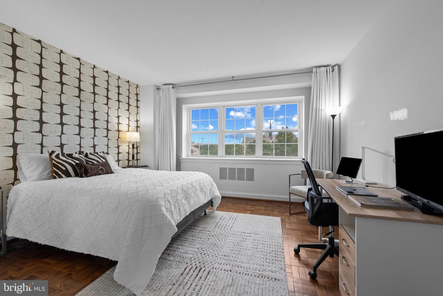 3601 Greenway #806 photo 18