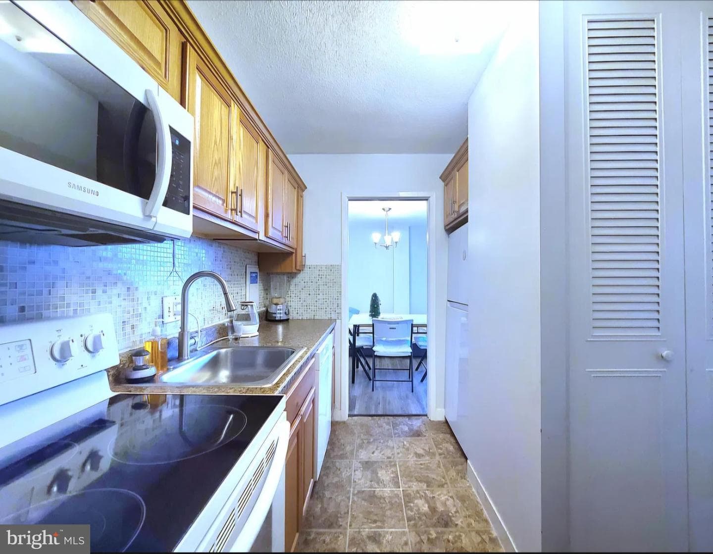 1 E University Parkway #1408 photo 29